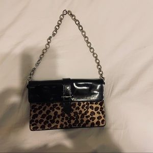 Furla small clutch in fur and patent leather in great condition